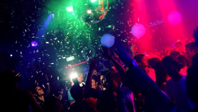 Advice For Shy People Who Want To Try the Clubbing Life