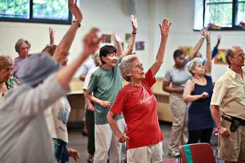 5 Ways To Slow Down Aging And Look Young All The Time