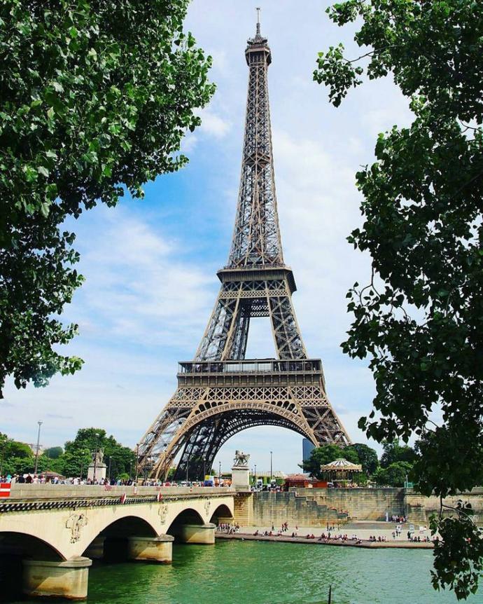 Isn't it amazing how we can find love when we least expect it?