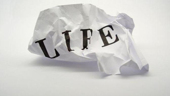 5 Habits of Chronically Unhappy People