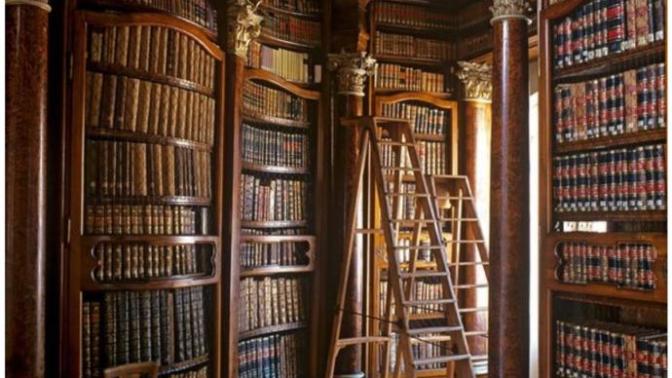13 Gorgeous Libraries