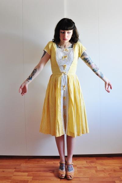 Clogs - the Perfect Spring Shoe