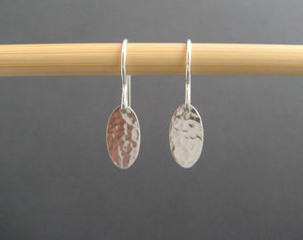 Dangle Earrings For The Understated Woman