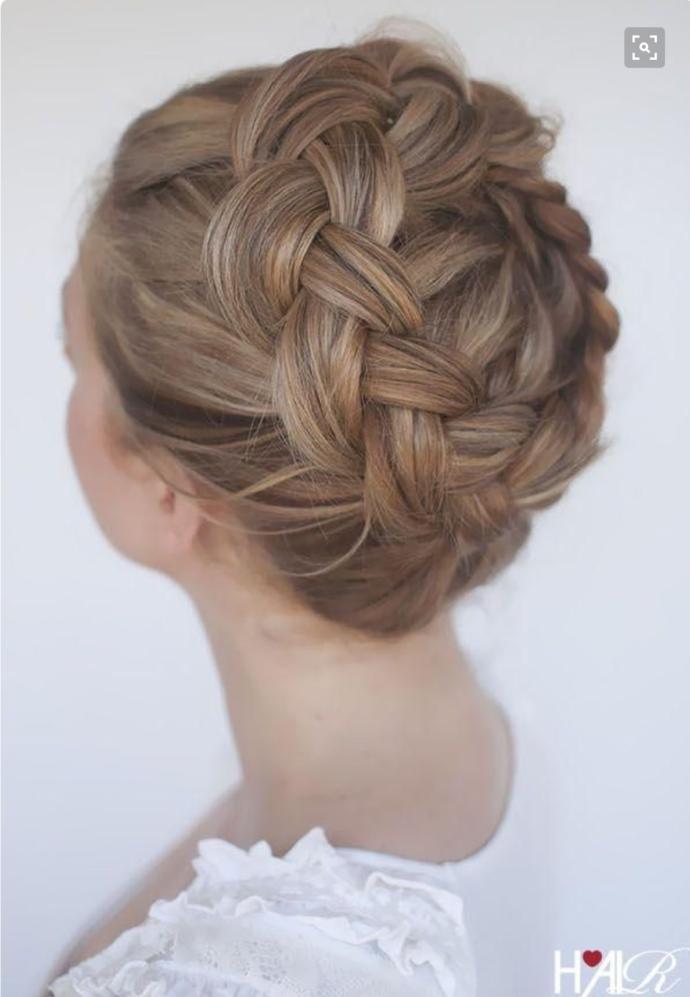Twenty Hairstyles for Women That are Ideal for Summer