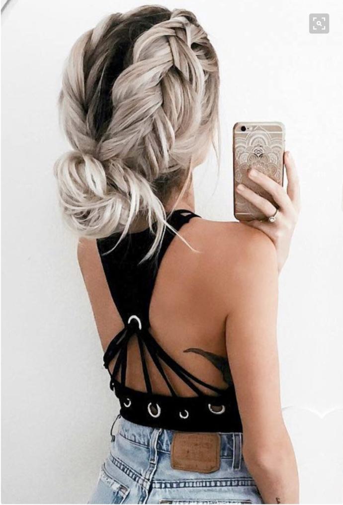 Twenty Hairstyles for Women That are Ideal for Summer