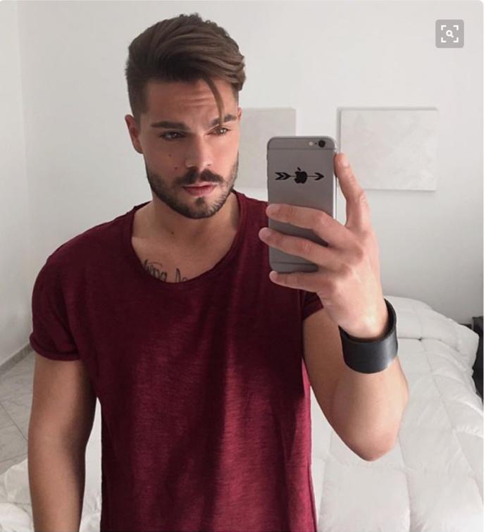 Seventeen Popular Hairstyles for Men