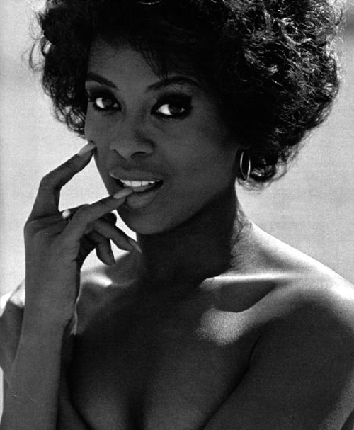 Twenty Memorable Icons Strutting Their Black Vintage Beauty