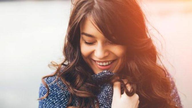 How To Ask A Shy Girl On A Date? (The Right Way)