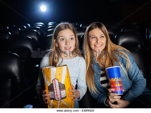 5 Fun Mother's Day Activities For You and Your Mom!