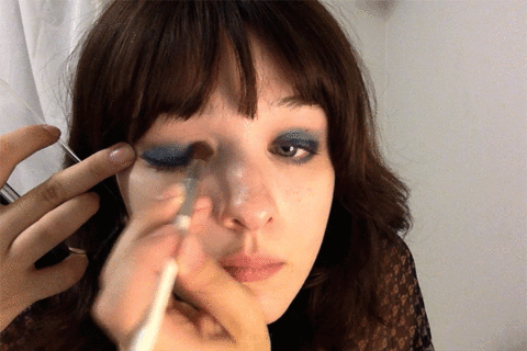 Girls Getting Ready in the Morning Be Like... 😂