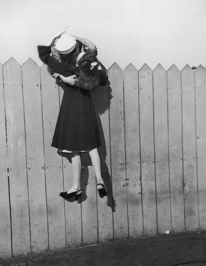 Historical Photos of Love and Heartache During Wartime