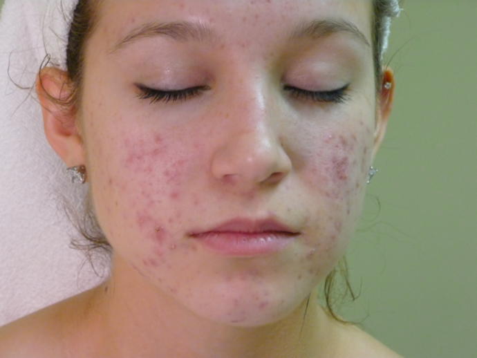 Some of the Most Annoying Things About Wearing Make-Up
