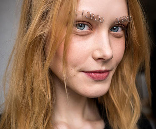 7 Crazy Eyebrow Trends to Try Out!