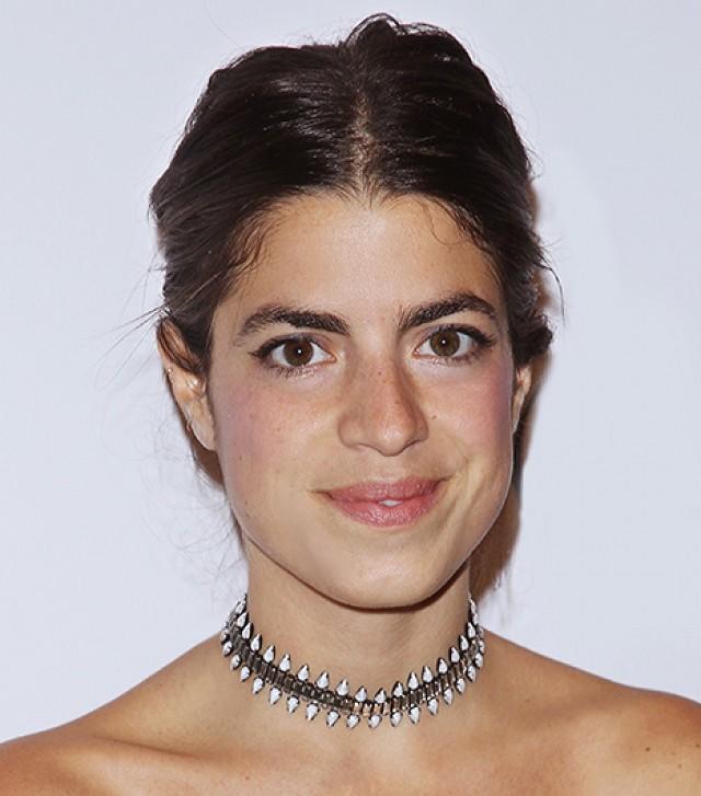 Matching Your Necklace To Your Neckline