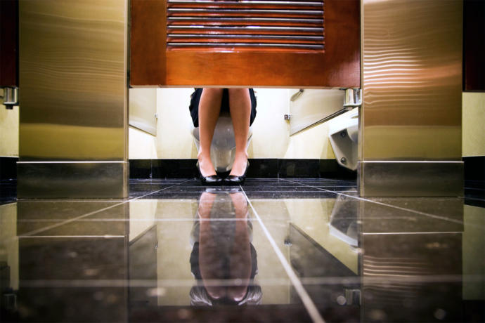 The Ten Unwritten Rules of the Women's Bathroom