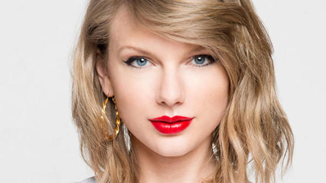 Get Taylor Swift's Style: Feminine, Girly, Experimental