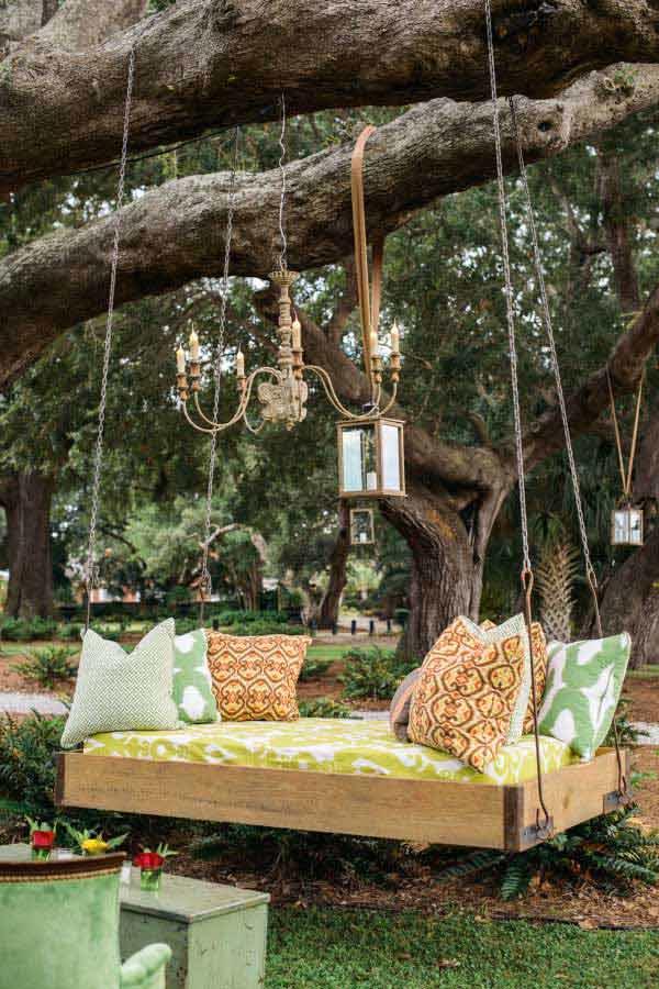 Summer Style Bedrooms Everyone Would Want To Sleep In