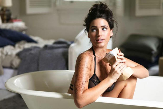 Peeling Vs. Scrub: The real truth for those who want to know