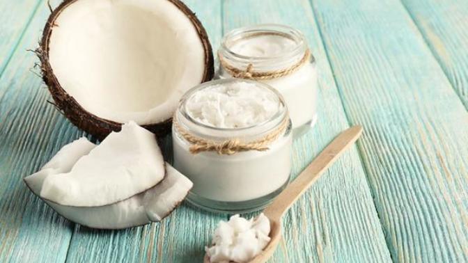 Natural Oils To Help Your Hair Out!