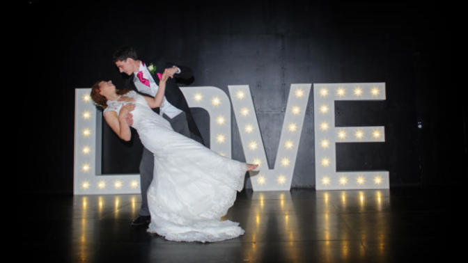 How To Find Your Wedding Theme
