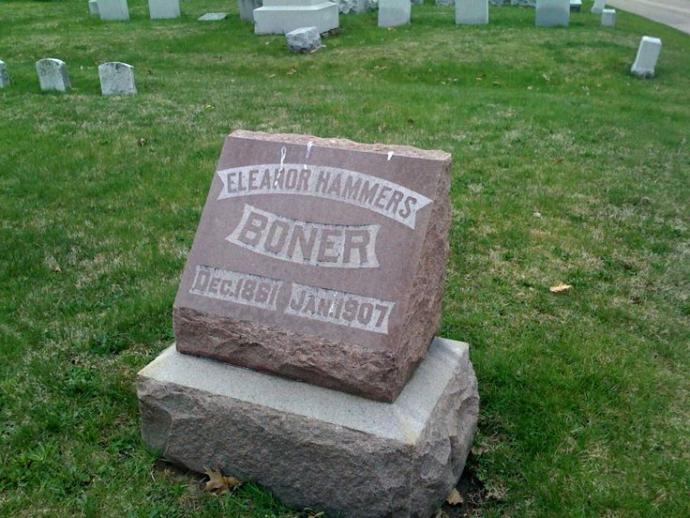 Hilarious Yet Unfortunate Tombstones