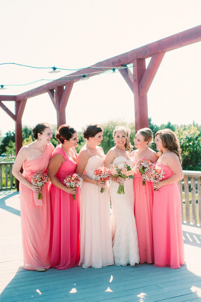 3 Ways to Color Your Wedding