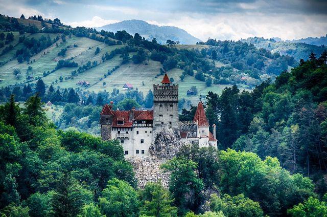 Why I Have a Love-Hate Relationship With My Country (Romania)