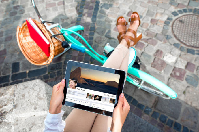 Things You Should NOT Do While Traveling Abroad