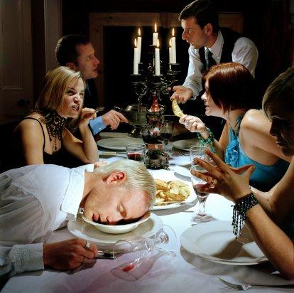 8 Ways To Survive Your Horrible Family During Thanksgiving