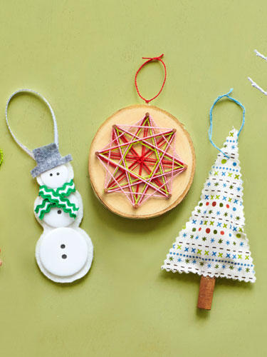 How To Make Your Crappy Artificial Christmas Tree Look Amazing (On a Budget)