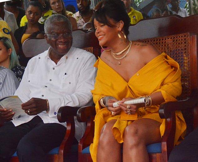 Barbadian Government Gave Rihanna's Name To The Street Where She Used To Live 🇧🇧