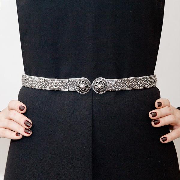 Silverize your wardrobe tastefully