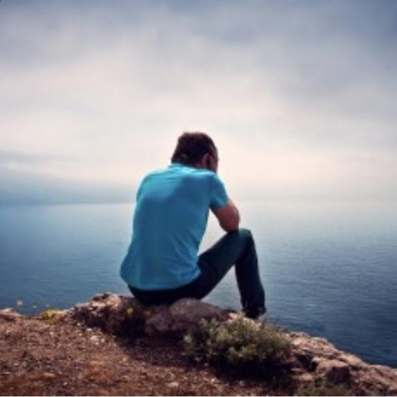 5 Reasons Why Your Fear of Being Alone Is A Curse