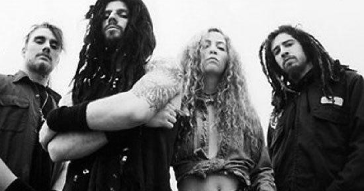 A Comparison of the Metal Bands Rob Zombie and White Zombie GirlsAskGuys