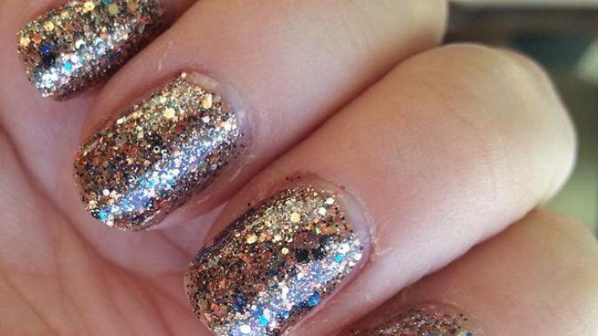 Nail Polishes that You Should Definitely Apply This Christmas!