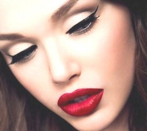 Holiday Season Makeup Tips!