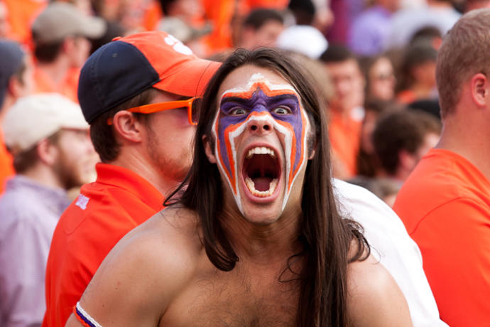 Why Men Tend To Bounce Back Better After Being Dumped Than Women