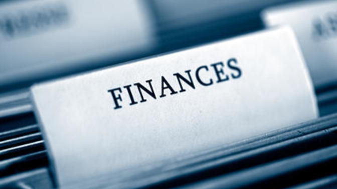 Why Co-Mingling Your Finances in a Relationship Might be a Mistake