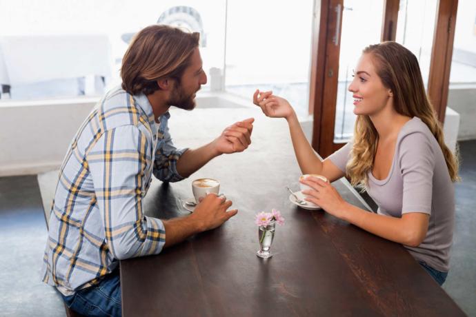 7 Active Listening Skills for a Better Relationship