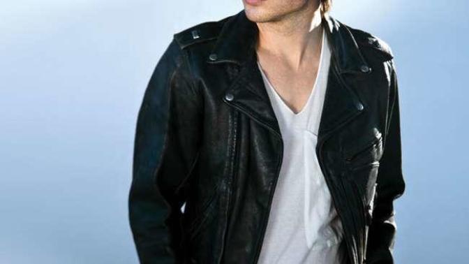 Reasons Why Bad Boys Are so Irresistible to Good Girls