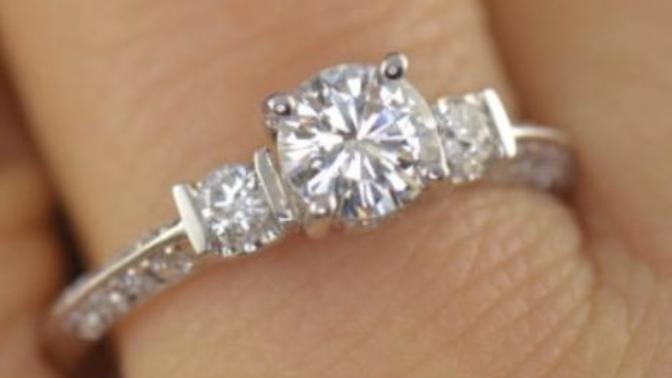 Where to Put Your Money When it Comes Time to Buy an Engagement Ring
