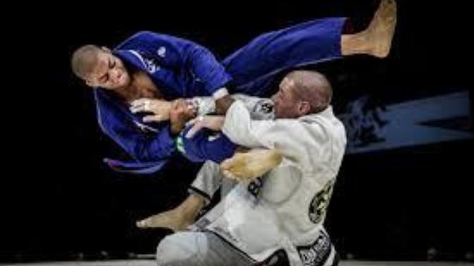The benefits of practicing sports that focus on grappling