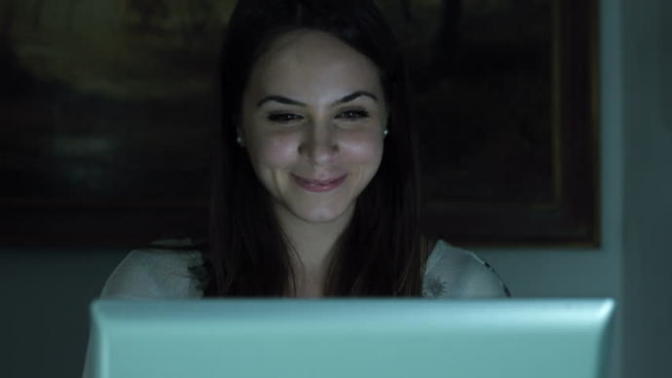 Sneaky Things Women Do Online (and on their Phones)