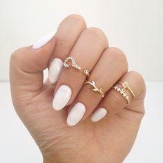 Fashion Trends, I Love and Hate.