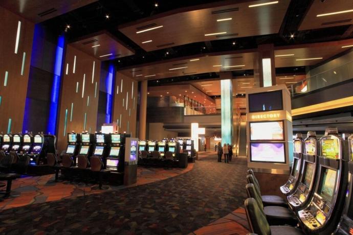 Place Your Bets: Stephen reviews Harrah's Cherokee Casino (Cherokee Indian Reservation, North Carolina)