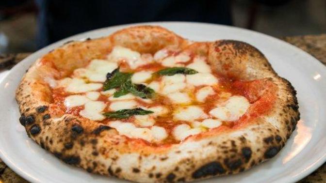 7 Things I, an American, Learned About Pizza in Italy