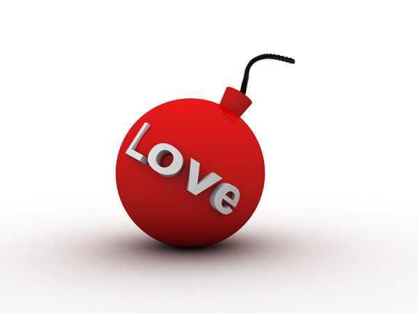 9 Tactics Of A Love-Bomber: Are You A Victim Of Love-Bombing?
