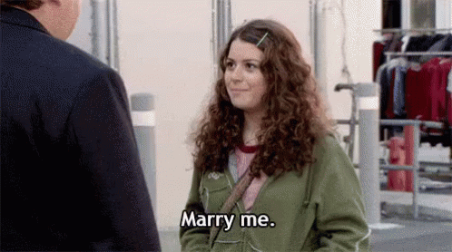 9 Signs That You're Being Catfished