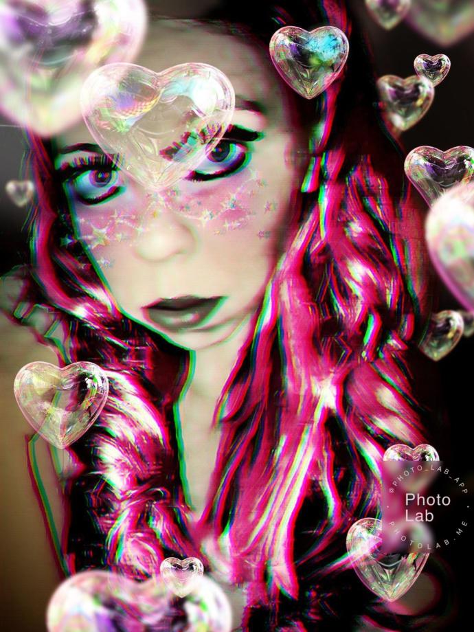 Learning From Heartbreak: 5 Things I Learned From My First Relationship