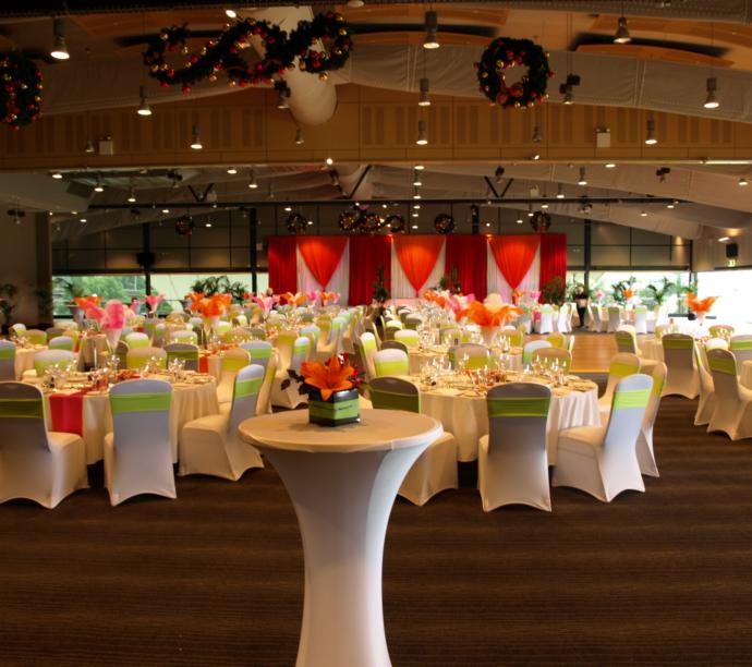 This isn't no ordinary gala. Its a black tie gala. Where its a 7 course meal.